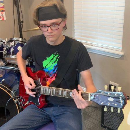 Picture of kid student for guitar lesson