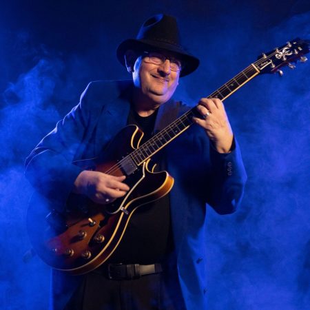 Kevin_Curtis_2023_Portraits-0175-scaled